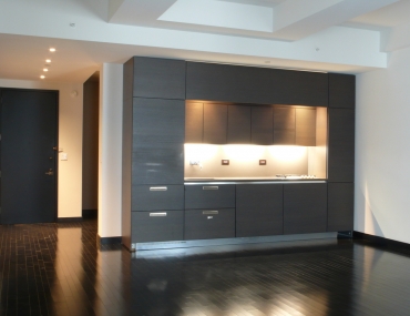 Ultra Chic Armani Loft w/HO