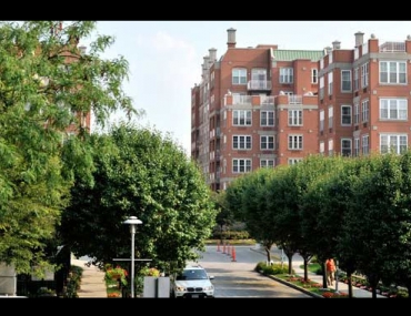 Spacious 2BD/2BA Condo With an Ocean View